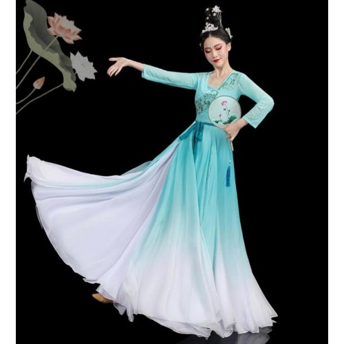 Girls women Turquoise gradient colored chinese folk Classical dance costume fairy princess hanfu fan umbrella dance dresses for women flowing modern art test big skirt 